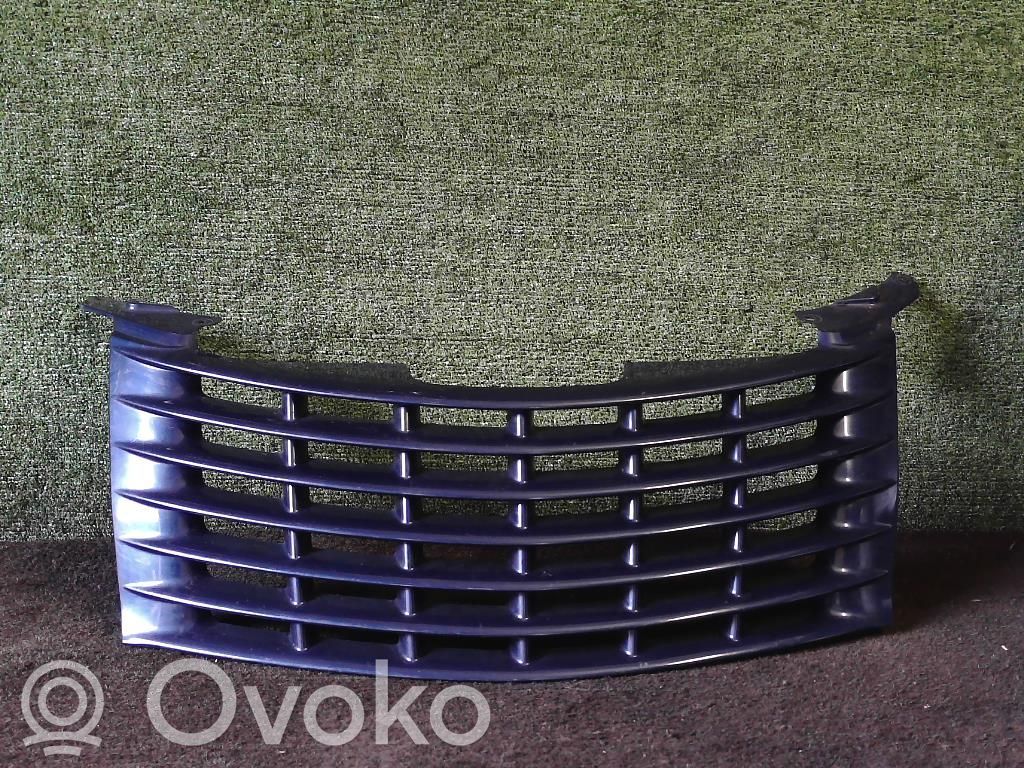 Chrysler PT Cruiser Front grill 