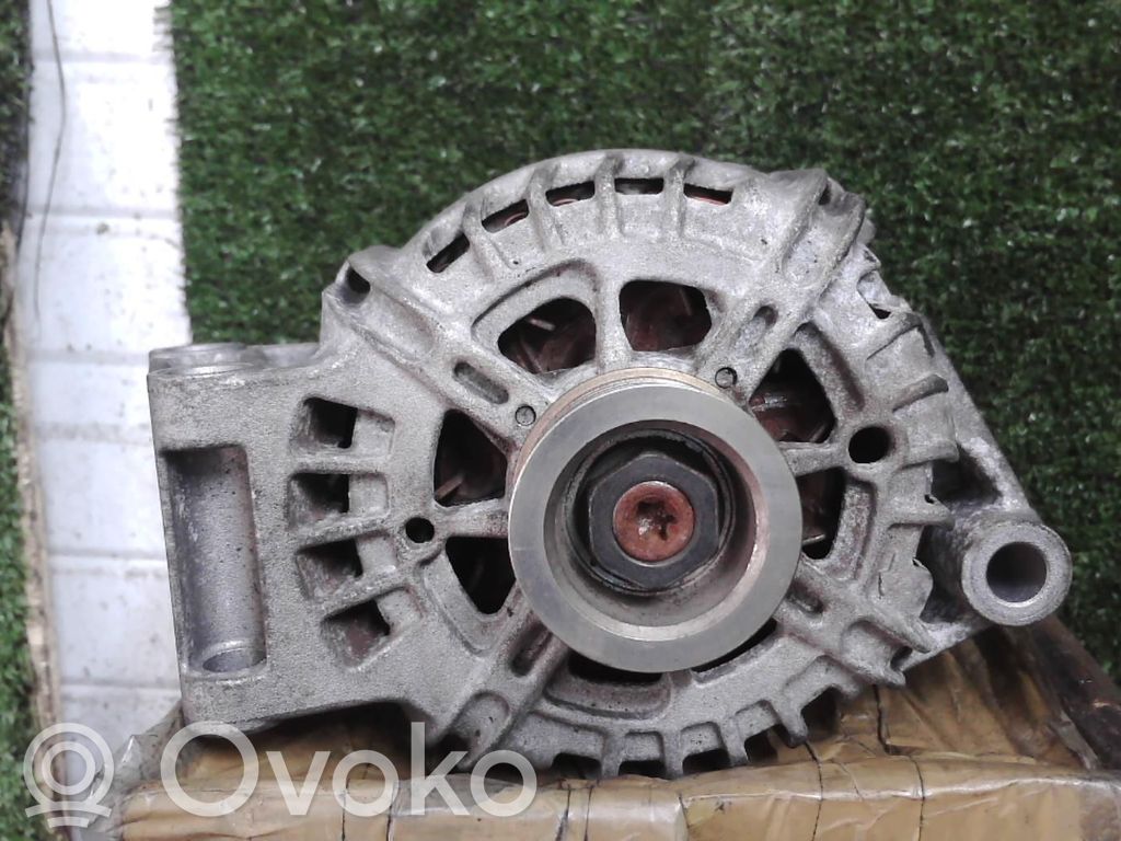 Ford B-MAX Ģenerators 