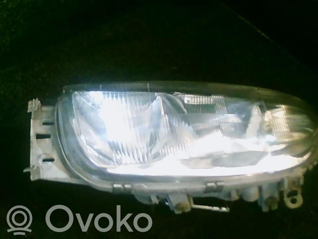 Ford Fiesta Headlight/headlamp 