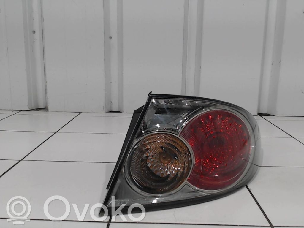 Luz trasera/de freno   GR1A51170A