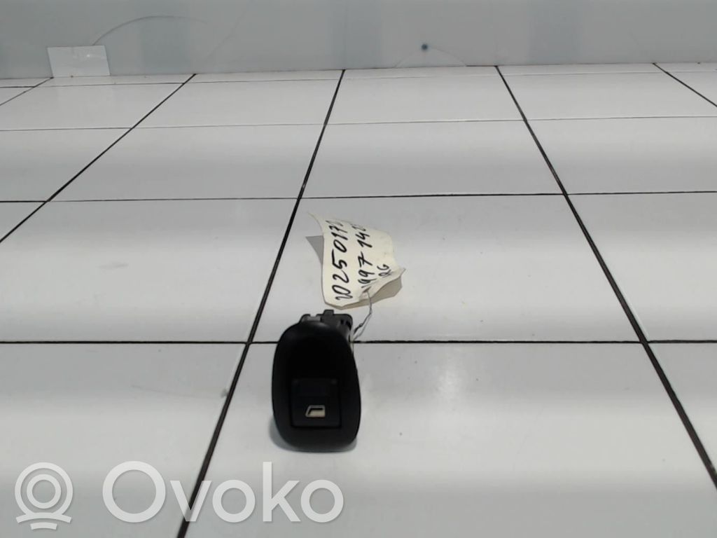 Interruptor del elevalunas eléctrico   6552ZG