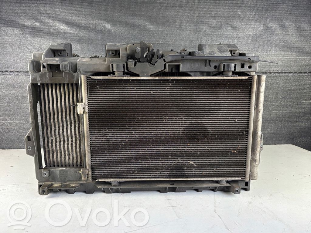 Radiatorių panelė   C5X7