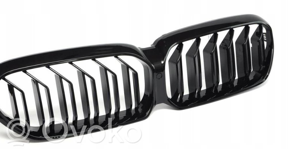BMW 5 G30 G31 G38 Maskownica / Grill / Atrapa górna chłodnicy 