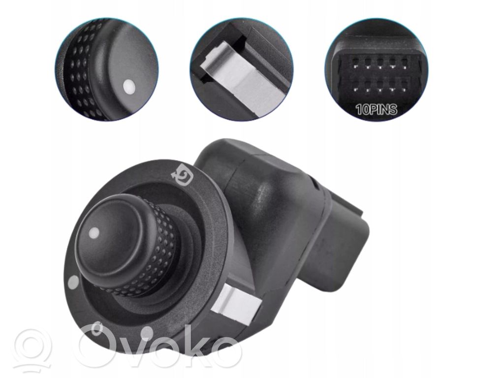 Renault Clio IV Wing mirror switch 