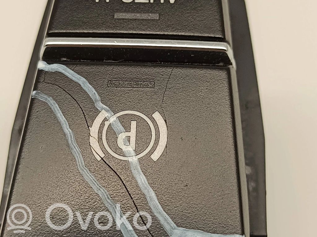 BMW 6 F06 Gran coupe Przycisk / Włącznik hamulca ręcznego 