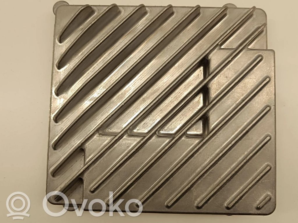 Chrysler Pacifica Sound amplifier 