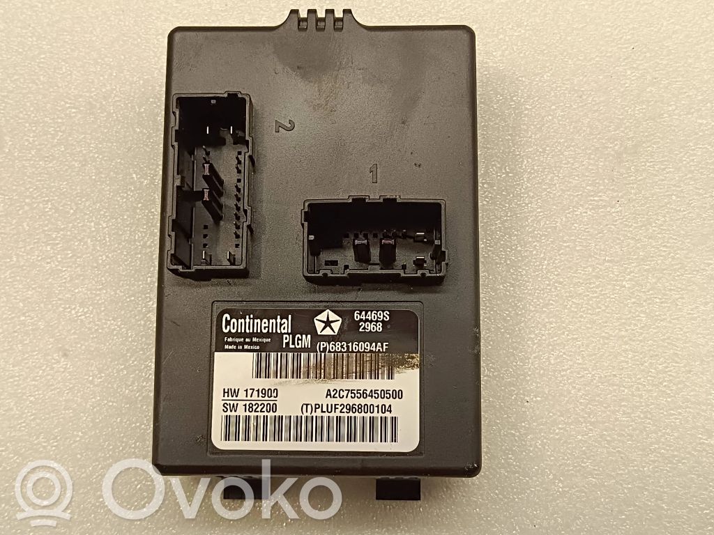 Chrysler Pacifica Bagāžnieka pārsega vadības bloks 