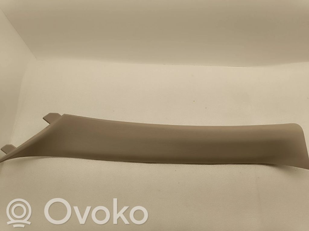 A-pilarin verhoilu   5RH53PD2AF,L01850050AYR