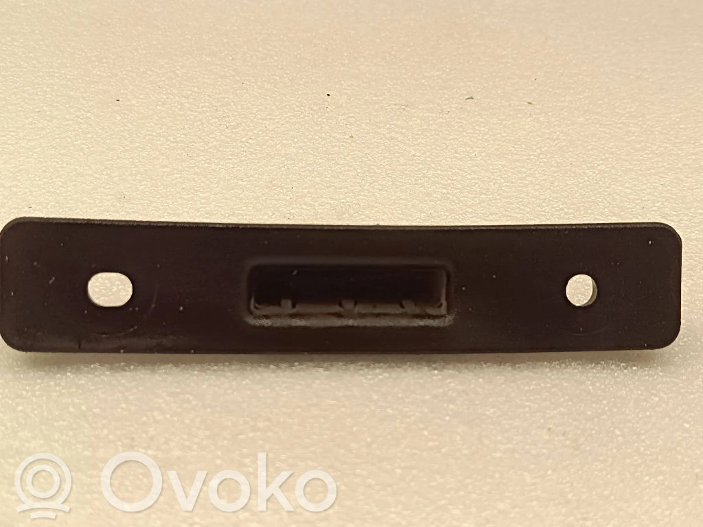 Chrysler Pacifica Liukuoven lista 