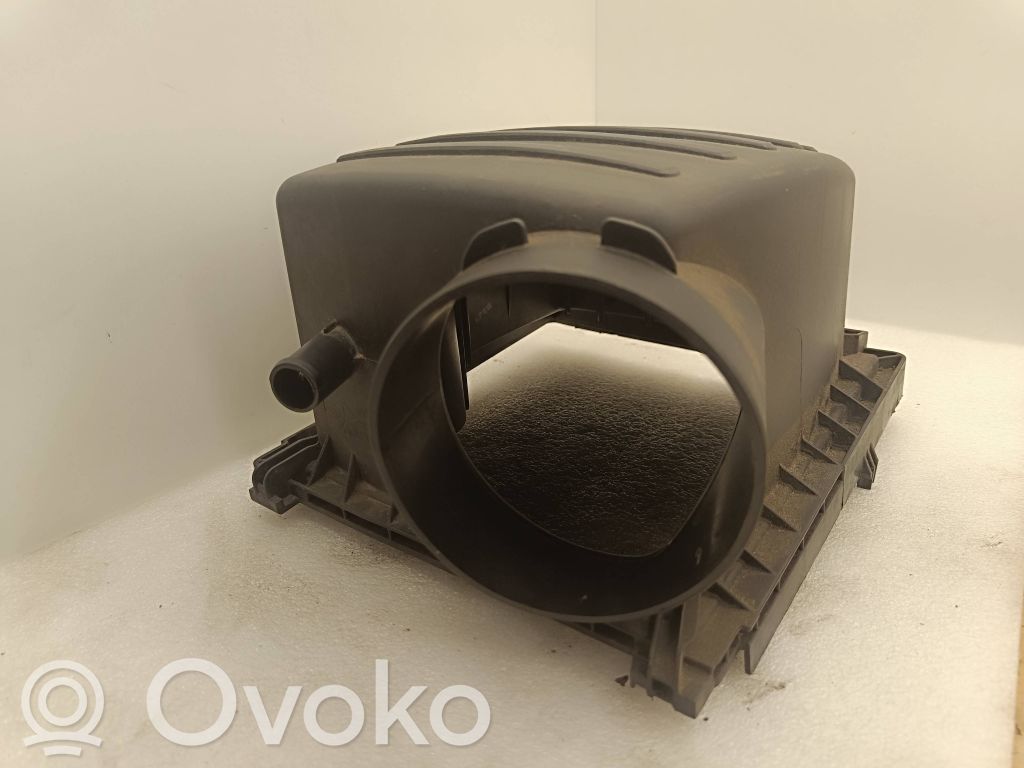 Air filter box   68022162AC,PD0149004731