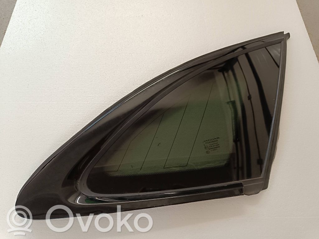 Jaguar F-Pace Ventanilla de ventilación de la puerta trasera 