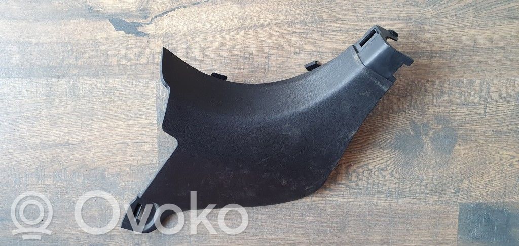 Tailgate/trunk side cover trim   GHP968370