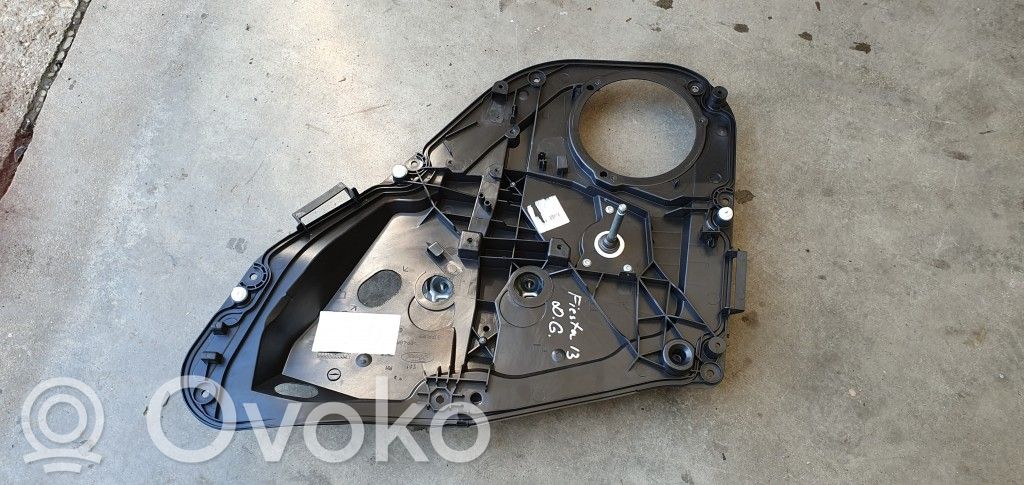Ford Fiesta Ręczny podnośnik szyby drzwi tylnych 