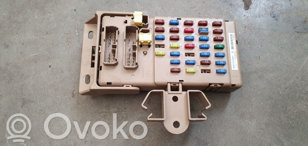 Subaru Tribeca Fuse module 