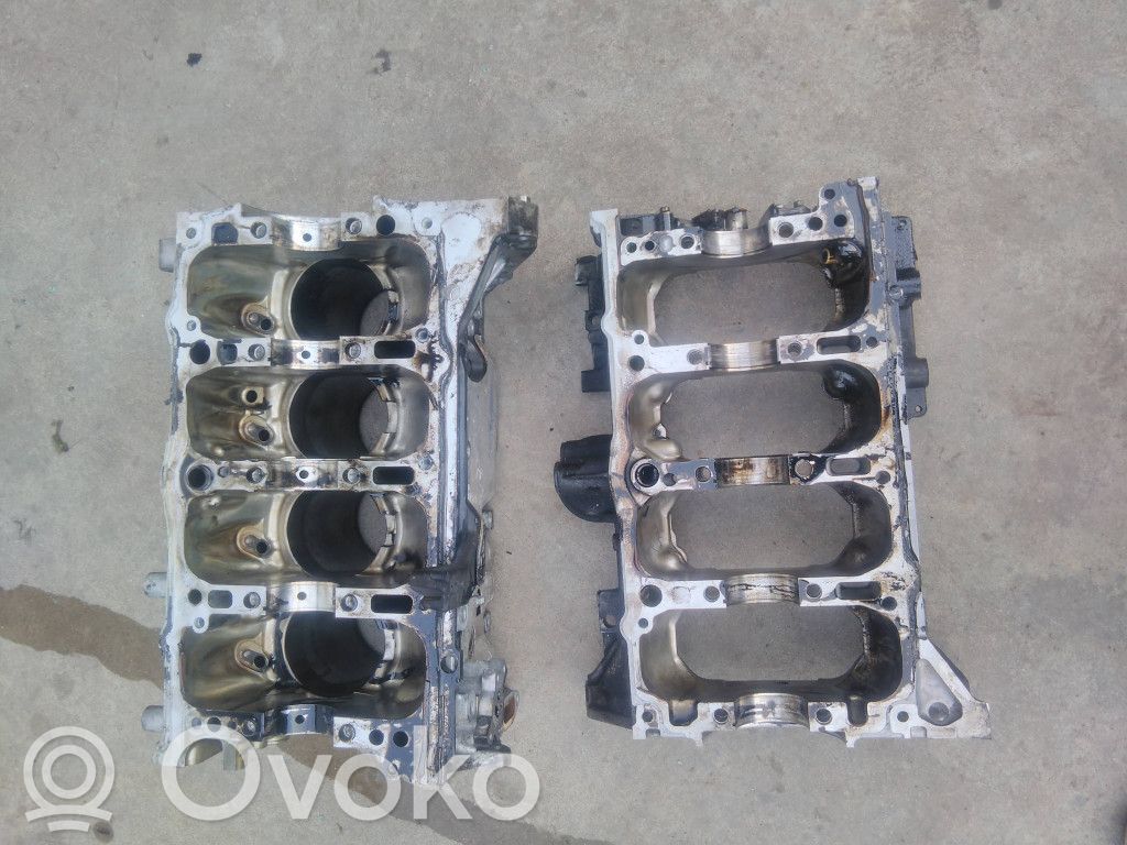 Engine block   SH01,425A1062