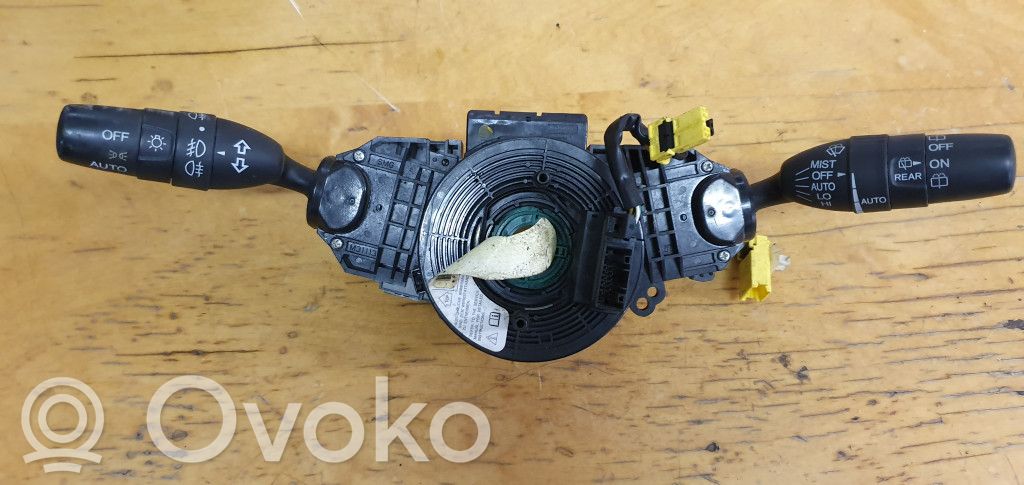 Suuntavilkun vipu   35250SWAE410M1,F255A0612221110126