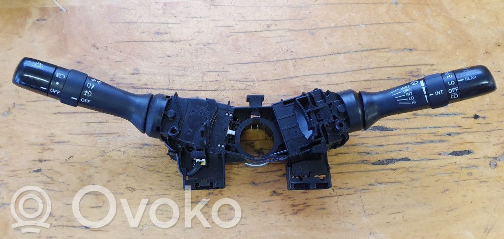 Indicator stalk