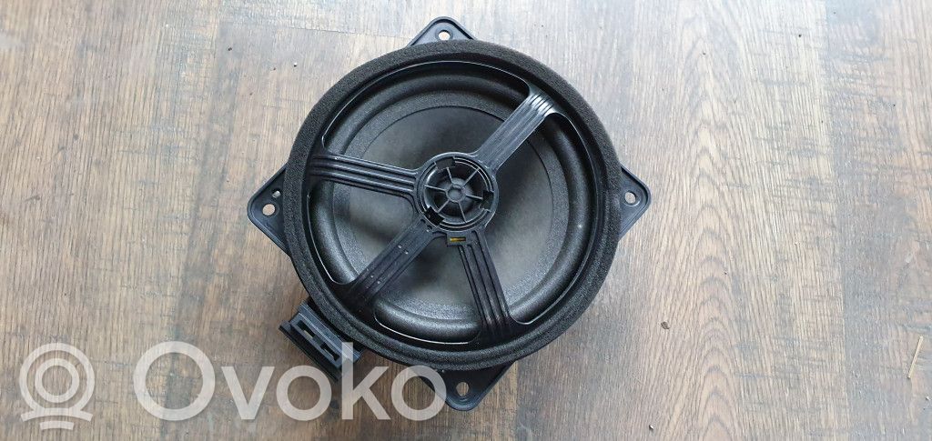 Altavoz de la puerta trasera   963403S200