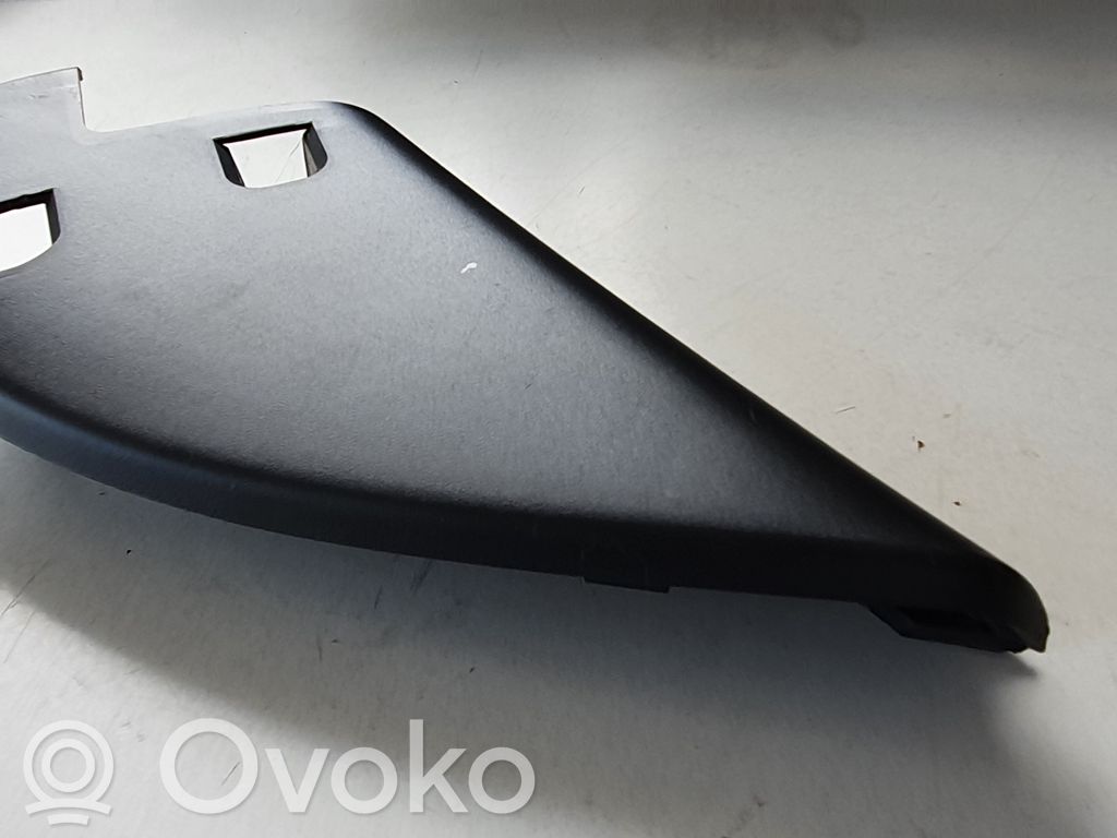 Skoda Superb B6 (3T) Front door glass trim molding 