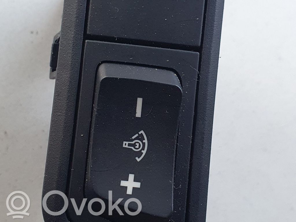 Other switches/knobs/shifts   937002S9109P