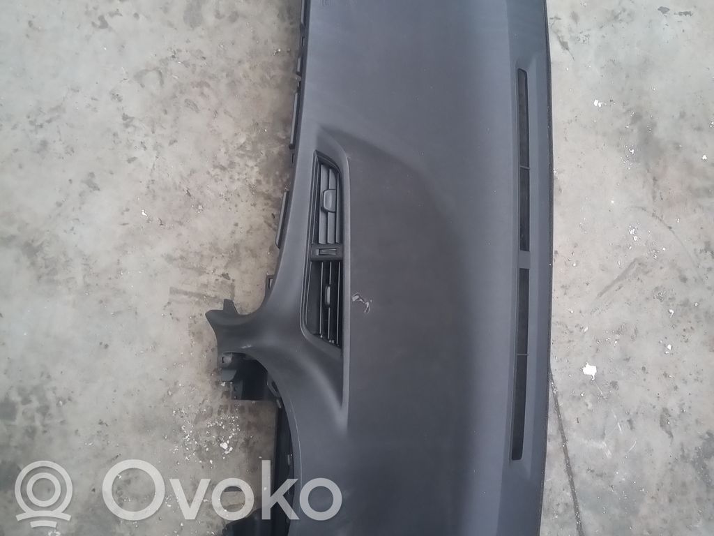 Dashboard   553020D170