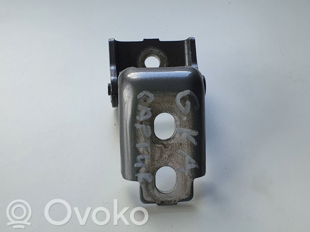 Rear door lower hinge   804200003RM