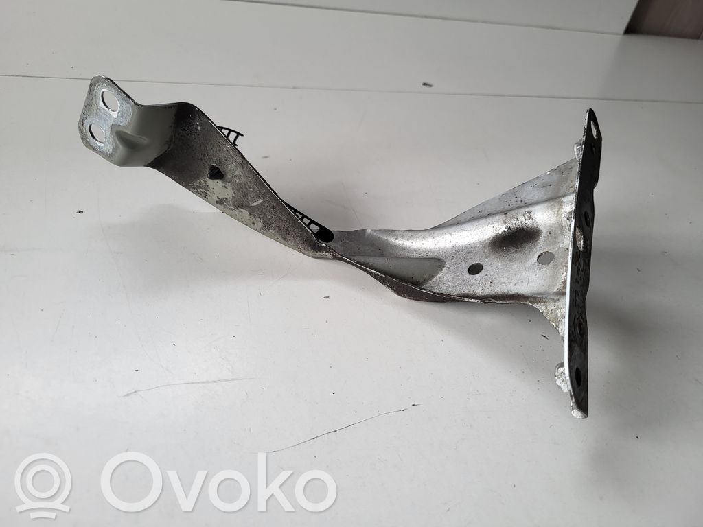 Laikiklis sparno   8E0821135C