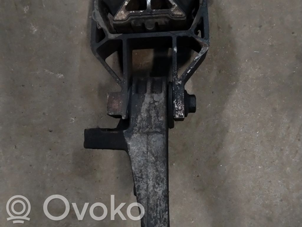 Variklio pagalvė   AV616P062AD,7M516P093K