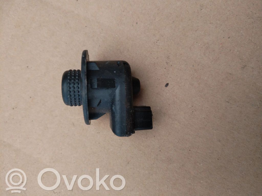 Renault Trafic III (X82) Other switches/knobs/shifts 