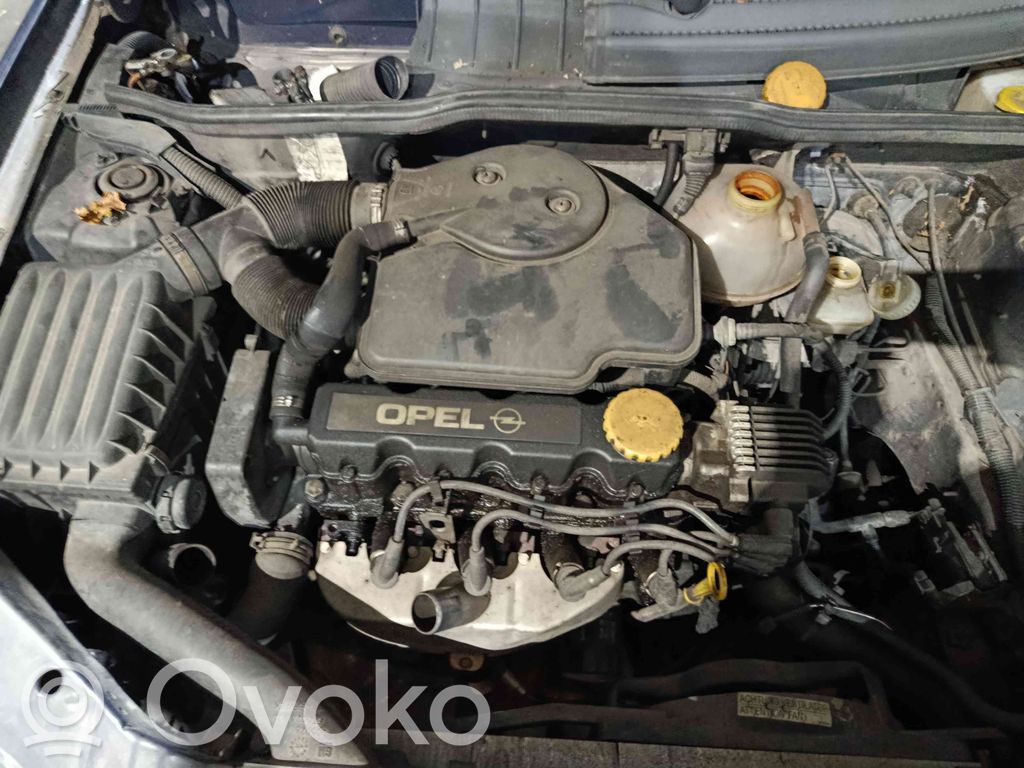 Opel Corsa B Moottori 