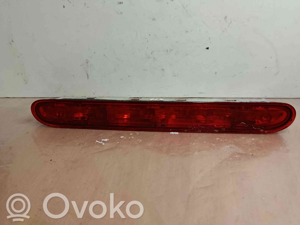Kolmas/lisäjarruvalo   9811325980