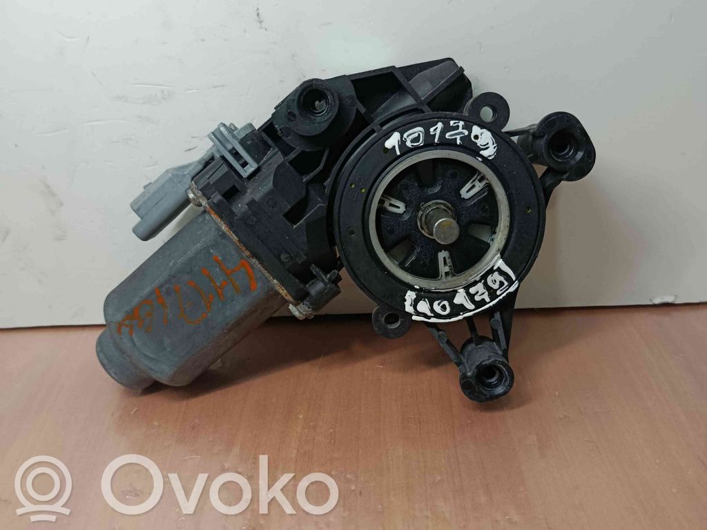 Priekinio lango pakelėjo varikliukas   9677416980