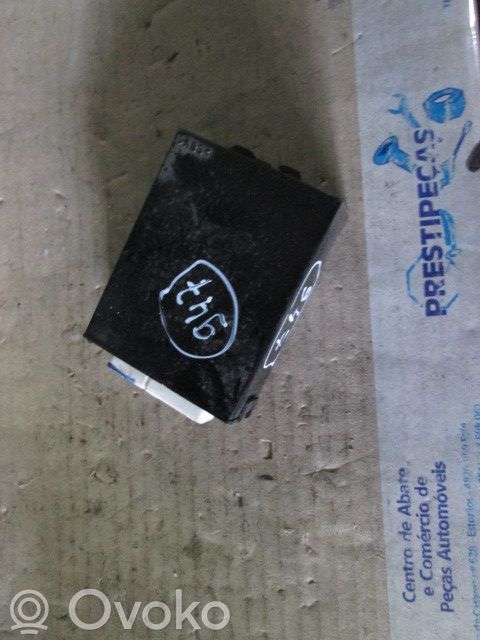 Multifunctional control switch/knob   3886086G0