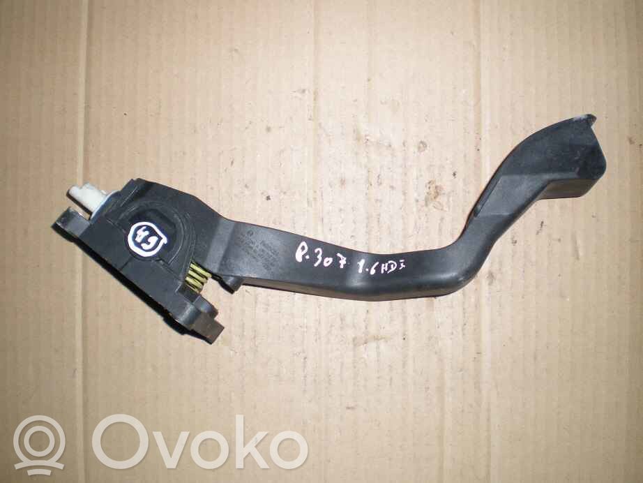 Accelerator throttle pedal   9645702180