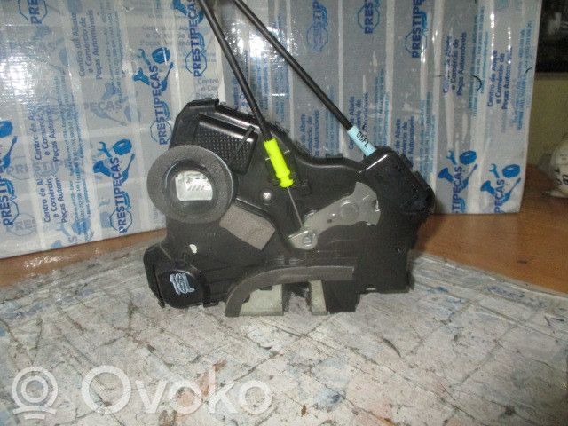 Front door lock   FEC3787
