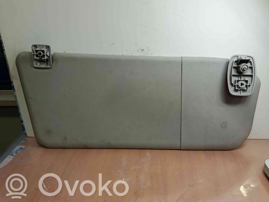 Sun visor