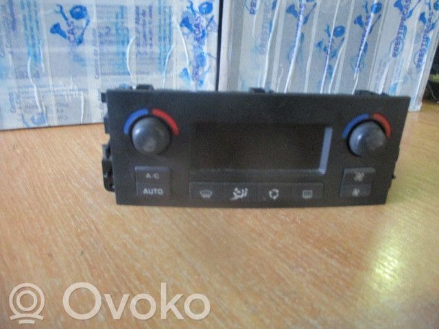 Peugeot 207 Climate control unit 