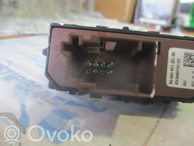 Seat control switch   96665451ZD