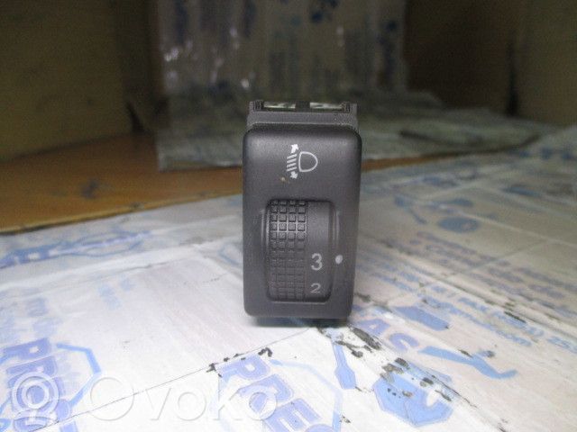 Light switch   251909U00A