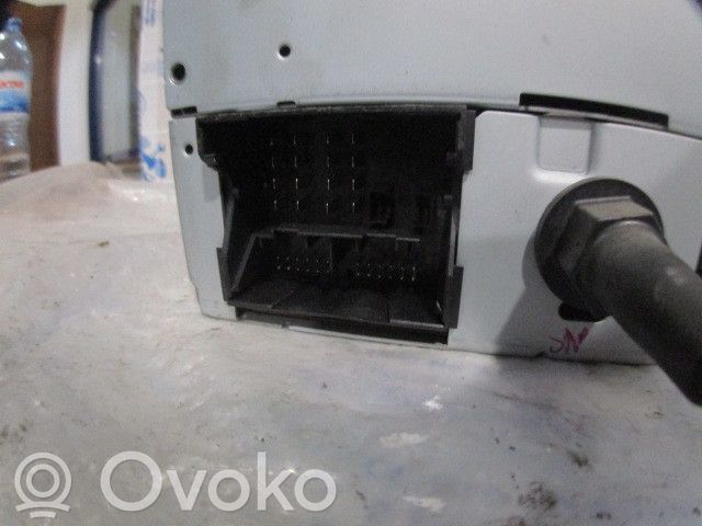 Radio / CD-Player / DVD-Player / Navigation   7M5T18C939EB