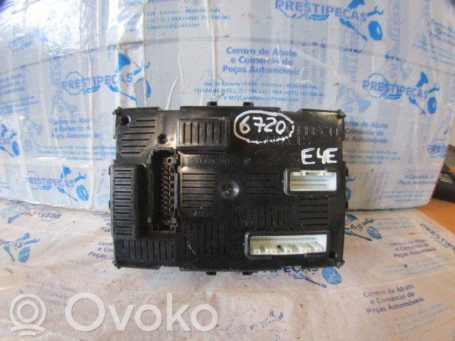 Other control units/modules   8200652284B