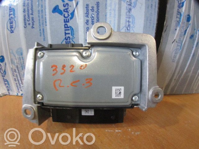 Module de contrôle airbag   8200645161,3P