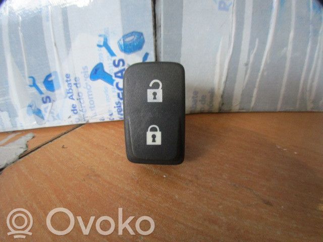Volvo V50 Central locking switch button 