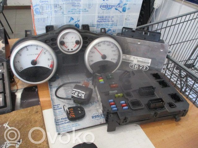 Peugeot 206+ Engine control unit/module 