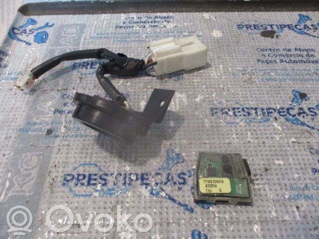 Moottorin ohjainlaite/moduuli   0281012332,391012A610,954001G300
