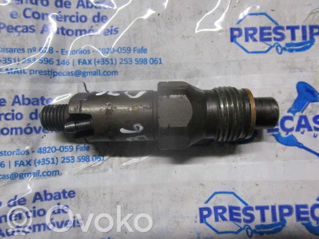 Renault 19 Fuel injector 