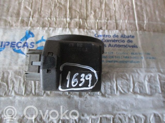 Renault Clio II Ignition-blocking relay 