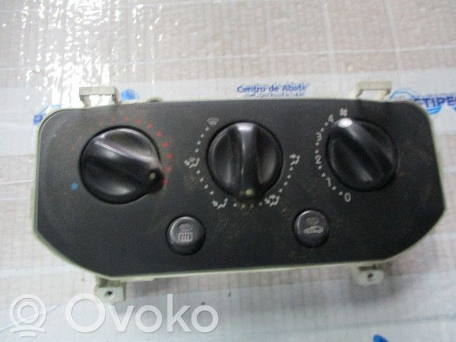 Renault Clio II Climate control unit 