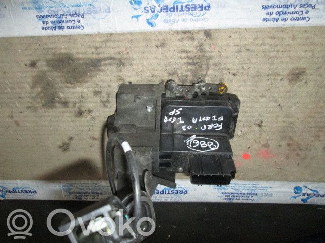Ford Fiesta Takaoven lukko 