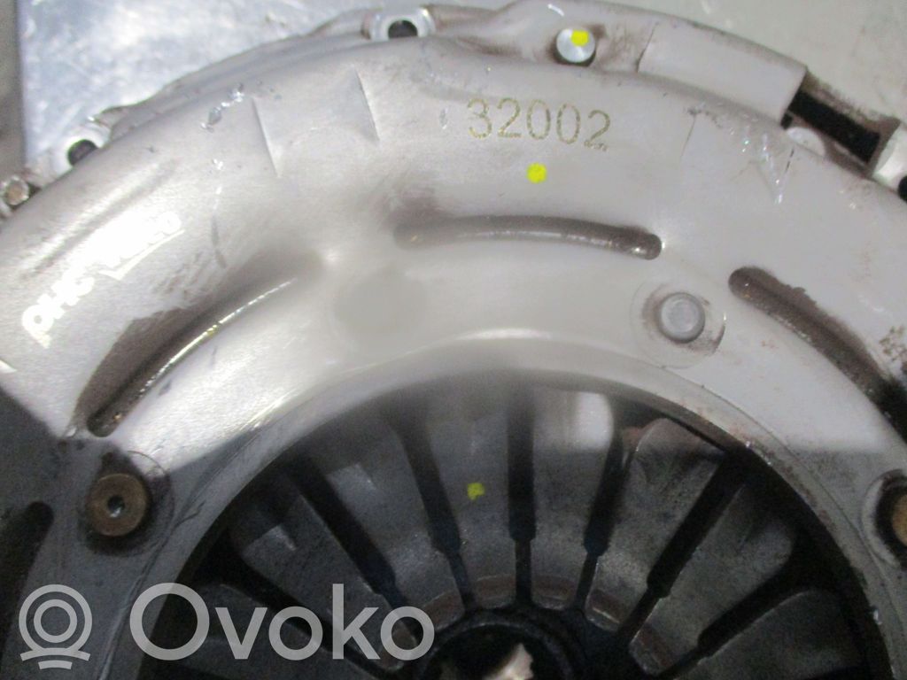 KIA Rio Sankabos komplektas 